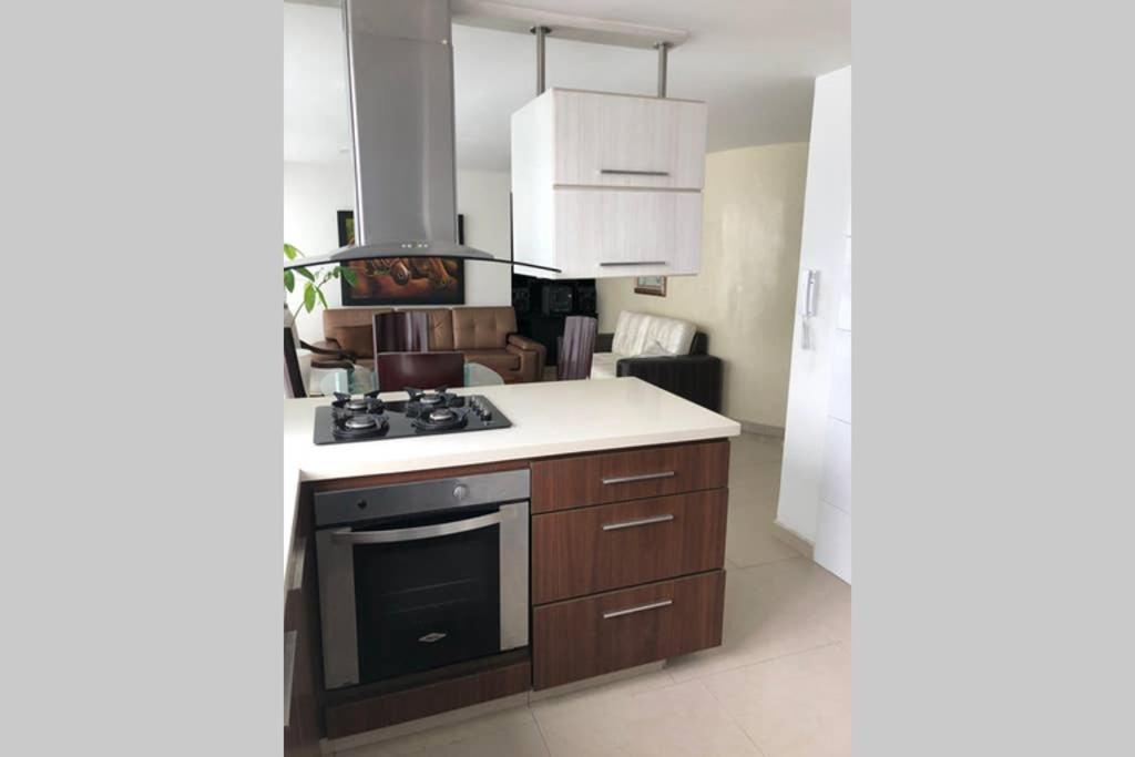 Apartamento Amoblado Con Excelente Ubicacion Pereira Eksteriør bilde