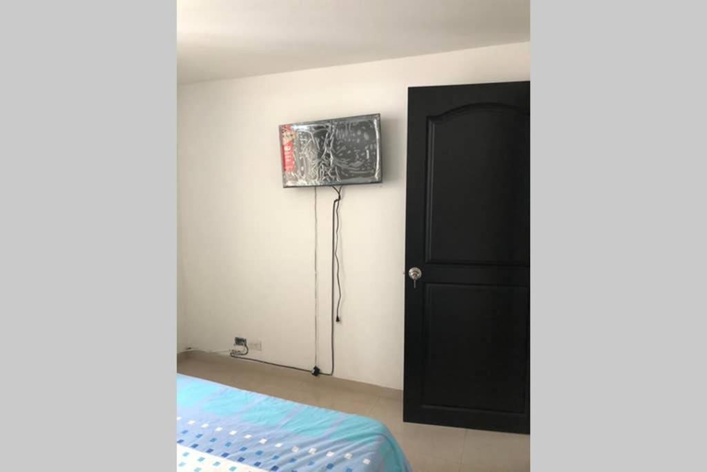 Apartamento Amoblado Con Excelente Ubicacion Pereira Eksteriør bilde
