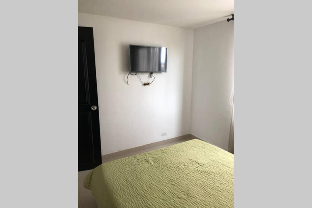 Apartamento Amoblado Con Excelente Ubicacion Pereira Eksteriør bilde