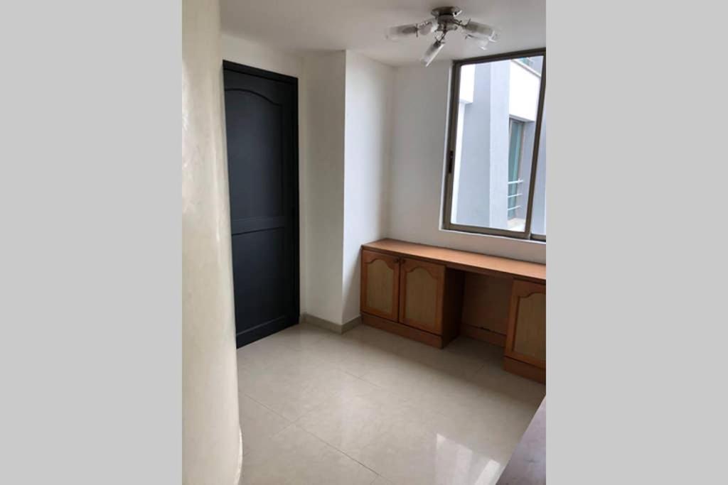 Apartamento Amoblado Con Excelente Ubicacion Pereira Eksteriør bilde