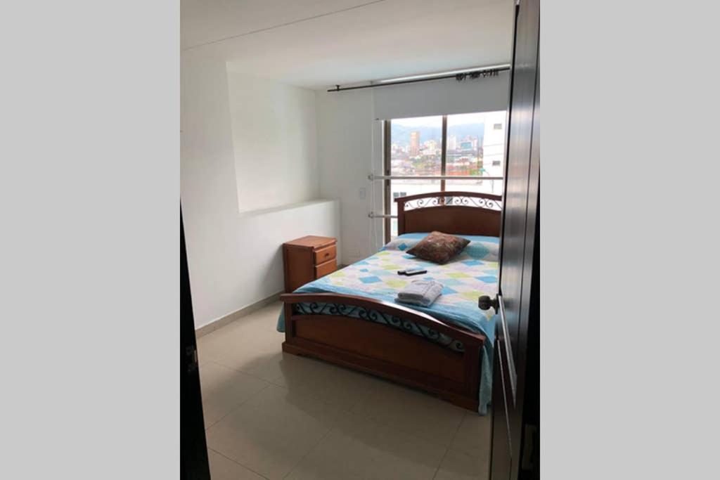 Apartamento Amoblado Con Excelente Ubicacion Pereira Eksteriør bilde